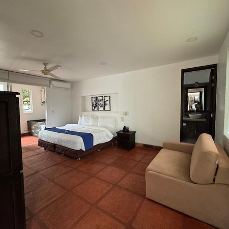 Hotel Boutique Villas De San Sebastian La Palmera Luaran gambar